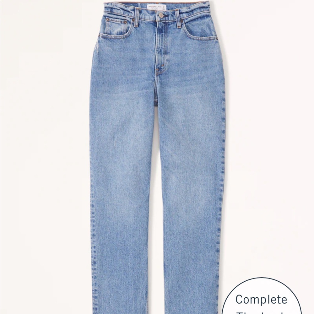 Abercrombie Ultra High Rise Straight Leg Jeans (NEW ONLINE), Size 32S
